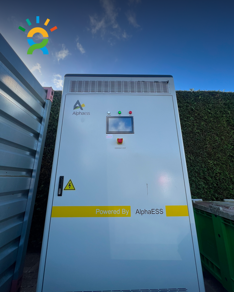 AlphaESS batterijsysteem bij Autobedrijf Van Poppelen voor slimme energieopslag en verduurzaming.